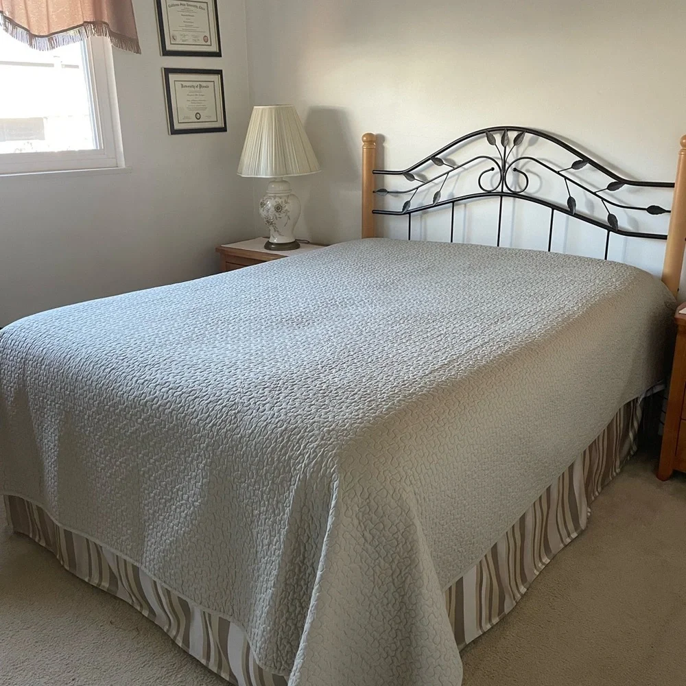 Taupe Textured Bedspread.  Queen Size